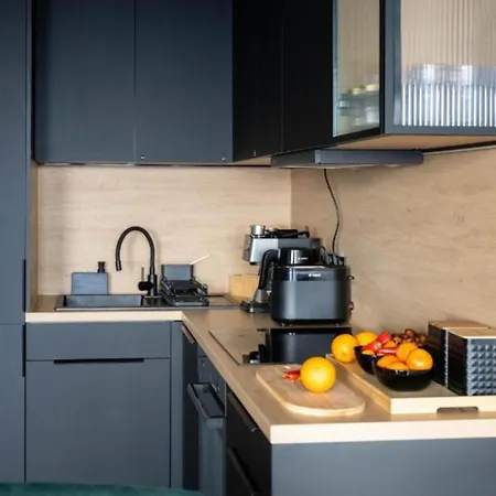 公寓 The Final Countdown